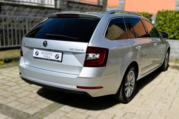 Škoda Octavia 2.0 TDI DSG7 BUSINESS LINE+ DYNAMIC