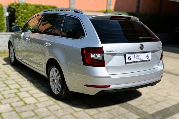Škoda Octavia 2.0 TDI DSG7 BUSINESS LINE+ DYNAMIC