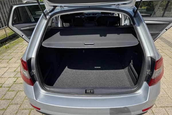 Škoda Octavia 2.0 TDI DSG7 BUSINESS LINE+ DYNAMIC