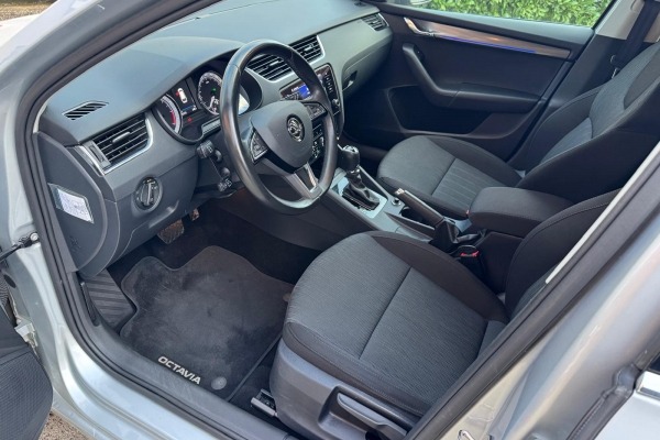 Škoda Octavia 2.0 TDI DSG7 BUSINESS LINE+ DYNAMIC