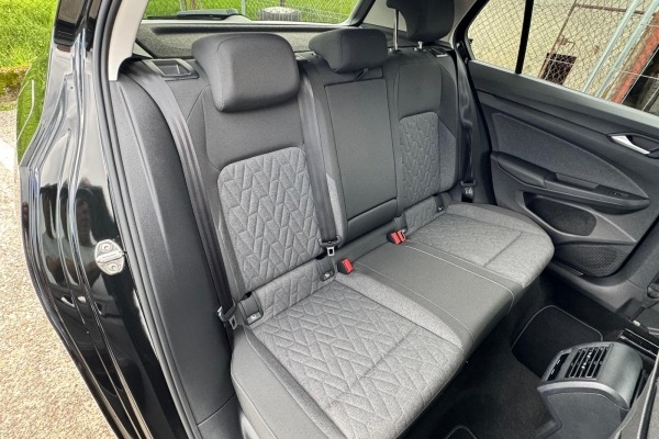 Volkswagen Golf 2.0 TDI,“MOVE”, 150 ks, DSG7,u sustavu PDV-a.