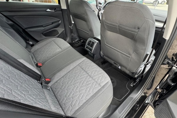 Volkswagen Golf 2.0 TDI,“MOVE”, 150 ks, DSG7,u sustavu PDV-a.
