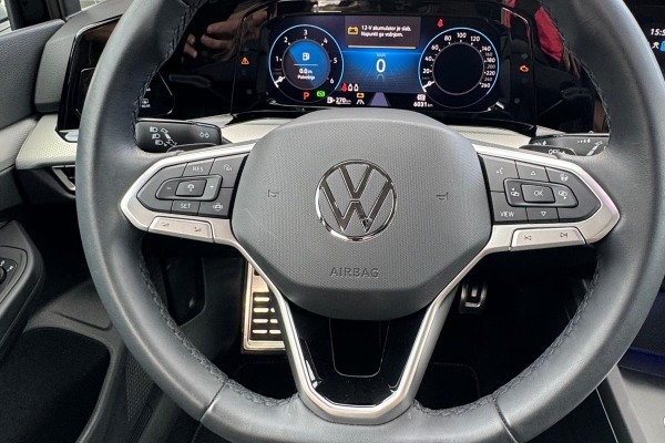 Volkswagen Golf 2.0 TDI,“MOVE”, 150 ks, DSG7,u sustavu PDV-a.