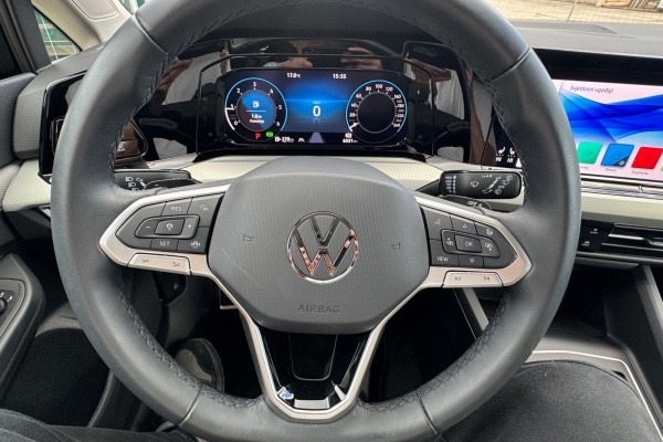 Volkswagen Golf 2.0 TDI,“MOVE”, 150 ks, DSG7,u sustavu PDV-a.