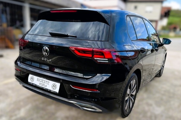 Volkswagen Golf 2.0 TDI,“MOVE”, 150 ks, DSG7,u sustavu PDV-a.