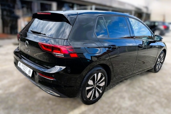 Volkswagen Golf 2.0 TDI,“MOVE”, 150 ks, DSG7,u sustavu PDV-a.