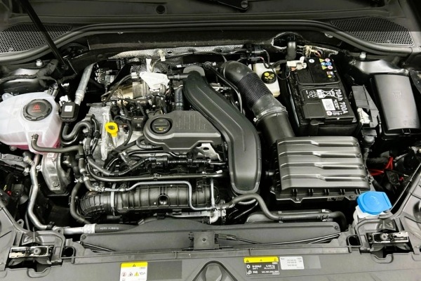 AUDI Q2 ,35 TFSI,150ks,S-tronic,Advanced.