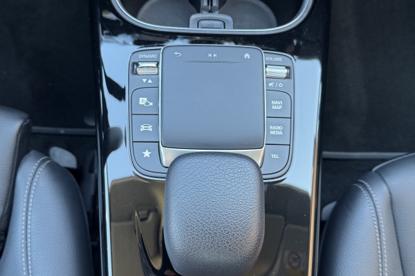 Mercedes-Benz A-klasa A 250 e automatik, Business
