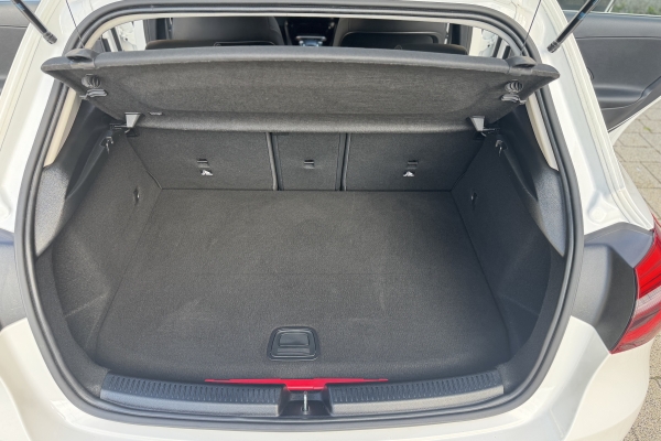 Mercedes-Benz A-klasa A 250 e automatik, Business
