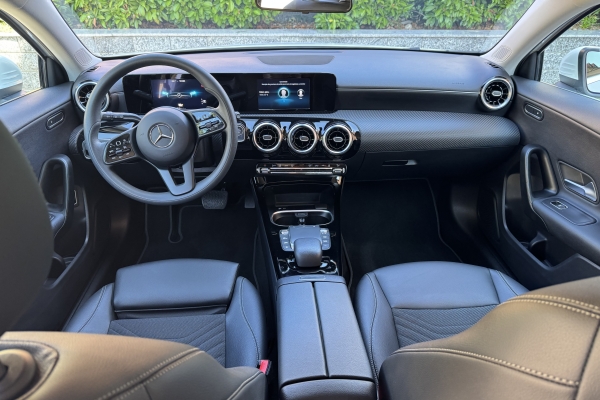 Mercedes-Benz A-klasa A 250 e automatik, Business