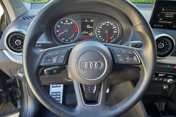 Audi Q2 35 TFSI,Koža,Tempomat,150ks.