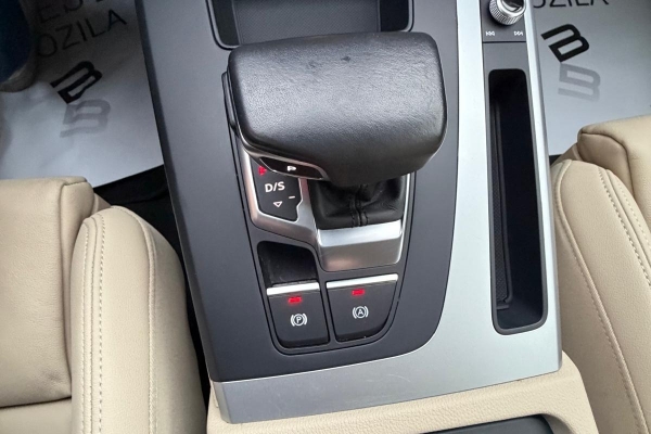 Audi Q5 50 TFSI-e,Quattro,Plug-in-hybrid,Facelift,299 ks,u PDV-u.