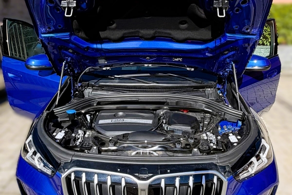 BMW X1,1.5 sDrive ,18i ,M-Sport.u sustavu PDV-a.