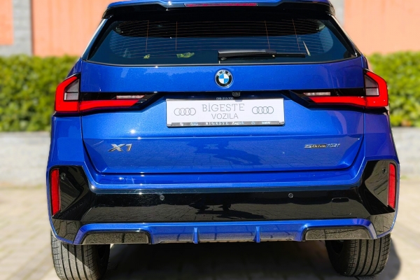 BMW X1,1.5 sDrive ,18i ,M-Sport.u sustavu PDV-a.