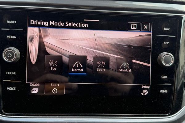 VW T-Roc,Sport 2.0 TDI SCR 110kW, DSG-7,u PDV-u.