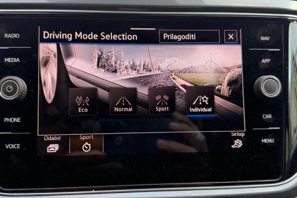 VW T-Roc,Sport 2.0 TDI SCR 110kW, DSG-7,u PDV-u.