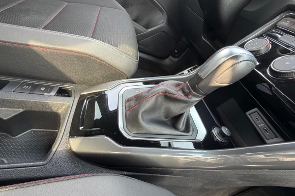 VW T-Roc,Sport 2.0 TDI SCR 110kW, DSG-7,u PDV-u.