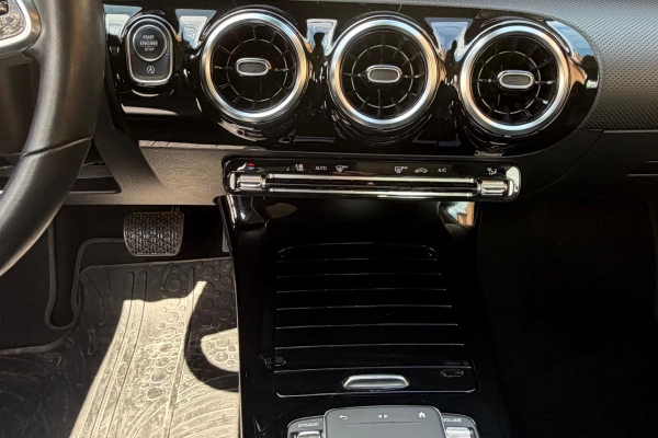 Mercedes-Benz A 200 d 8G-DCT (u PDV-u)