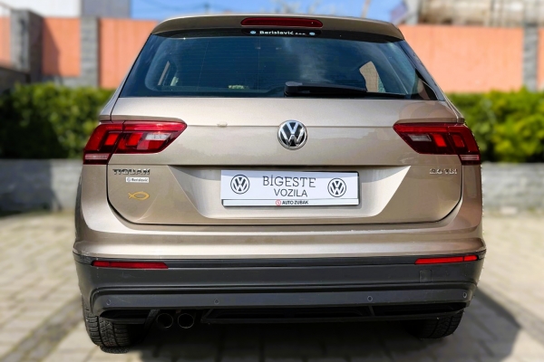 VW Tiguan 2,0 TDI,R-Mjenjač,HR vozilo,Prvi vlasnik.