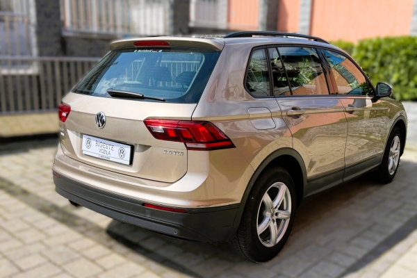 VW Tiguan 2,0 TDI,R-Mjenjač,HR vozilo,Prvi vlasnik.