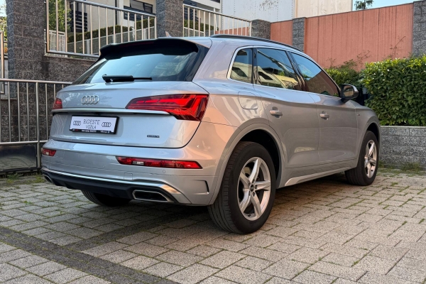 Audi Q5 40 TDI,S-Line,204ks,Quattro,S-Tronic,u PDV-u.