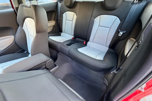 Audi A1 1,6 TDI,Ambition,bez prijenosa.