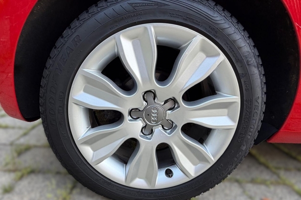 Audi A1 1,6 TDI,Ambition,bez prijenosa.