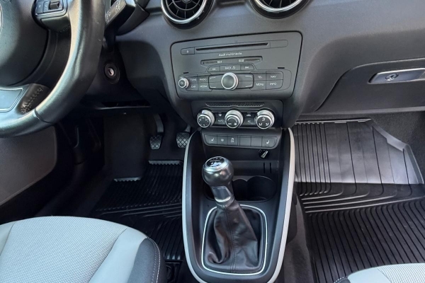 Audi A1 1,6 TDI,Ambition,bez prijenosa.