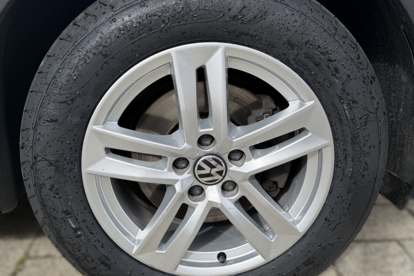 VW Tiguan 2,0 TDI DSG “Life”,150 ks, u PDV-u.