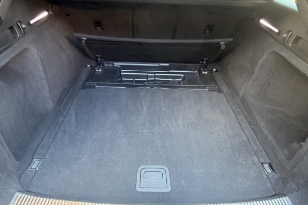 AUDI A4 Avant 40 TDI quattro S-tronic “Advanced”.