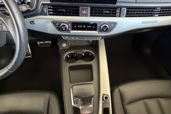 AUDI A4 Avant 40 TDI quattro S-tronic “Advanced”.