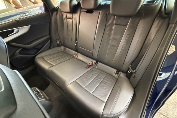 AUDI A4 Avant 40 TDI quattro S-tronic “Advanced”.
