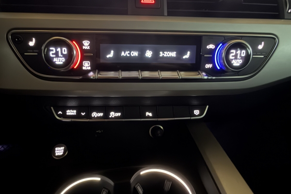 AUDI A4 Avant 40 TDI quattro S-tronic “Advanced”.