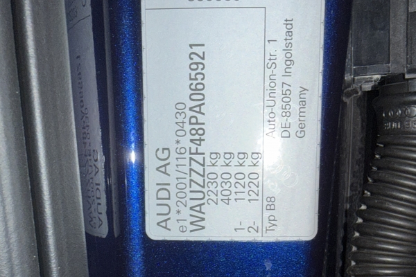 AUDI A4 Avant 40 TDI quattro S-tronic “Advanced”.
