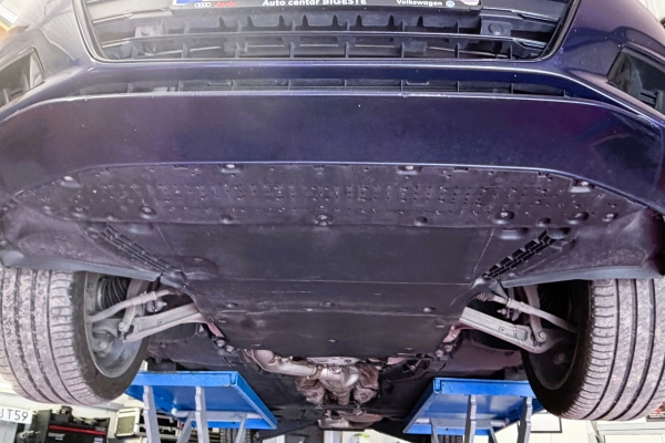 AUDI A4 Avant 40 TDI quattro S-tronic “Advanced”.