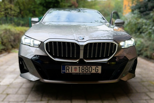 BMW 520d,X-drive,M-Sport,HR-vozilo,u PDV-u.