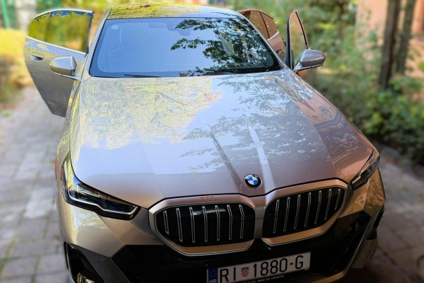 BMW 520d,X-drive,M-Sport,HR-vozilo,u PDV-u.