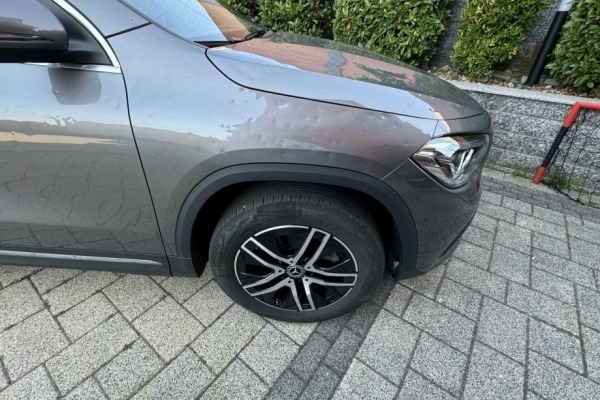 Mercedes-Benz GLA 220 d 4MATIC automatik 8G-DCT