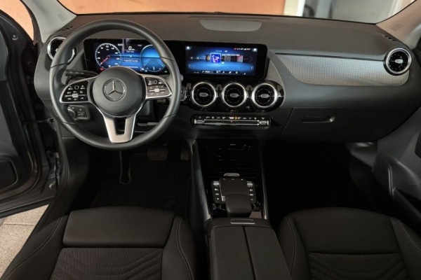 Mercedes-Benz GLA 220 d 4MATIC automatik 8G-DCT