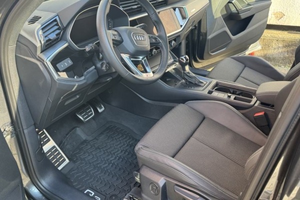 Audi Q3 35 TDI,S-tronic,2 x S-Line,PANORAMA