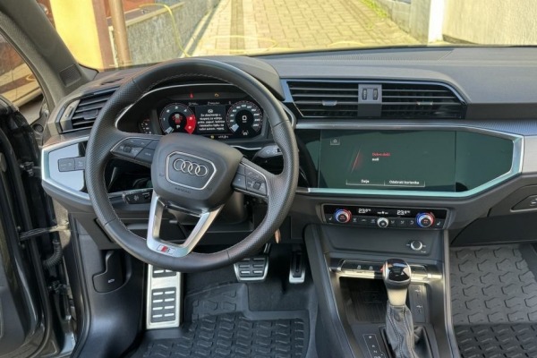 Audi Q3 35 TDI,S-tronic,2 x S-Line,PANORAMA