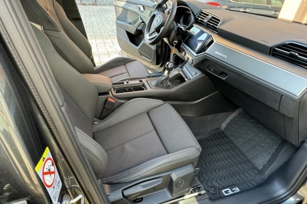 Audi Q3 35 TDI,S-tronic,2 x S-Line,PANORAMA