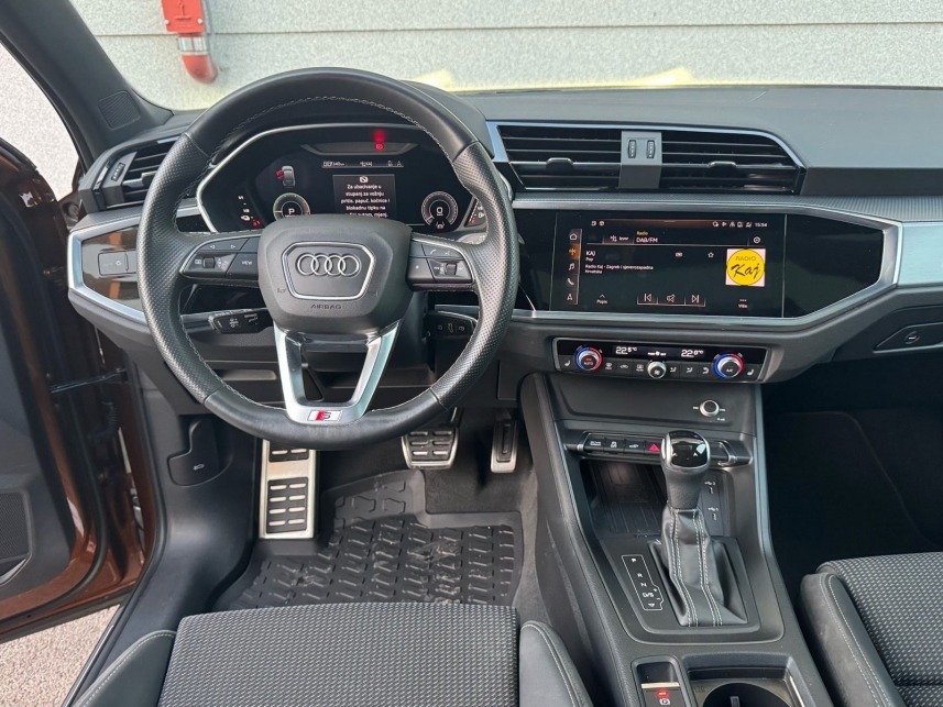 Bigeste d.o.o.Audi-q3-sportback-45-tfsi-e-2x-line-tronic-plug-in-hybrid-panorama-slika-236777451