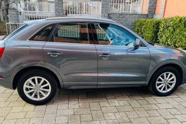 Audi Q3 2,0 TDI, Design, Servisna knjiga, 184 ks.
