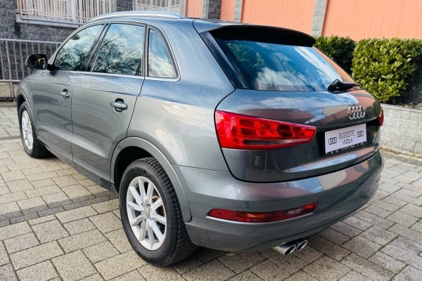 Audi Q3 2,0 TDI, Design, Servisna knjiga, 184 ks.