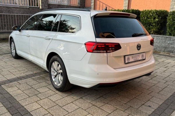 VW Passat Variant 2,0 TDI ,DSG,110kW.Business