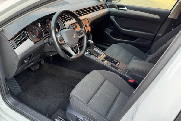 VW Passat Variant 2,0 TDI ,DSG,110kW.Business