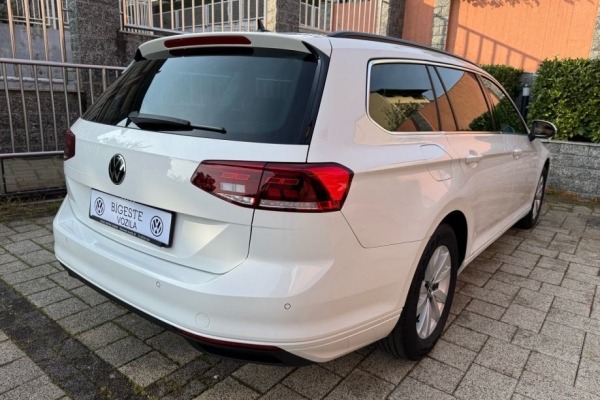 VW Passat Variant 2,0 TDI ,DSG,110kW.Business