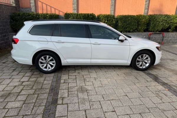 VW Passat Variant 2,0 TDI ,DSG,110kW.Business