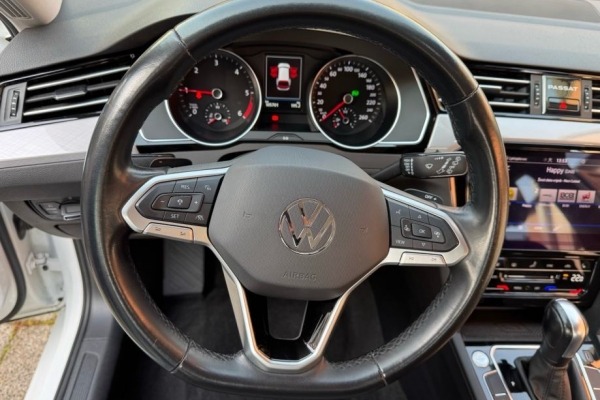 VW Passat Variant 2,0 TDI ,DSG,110kW.Business